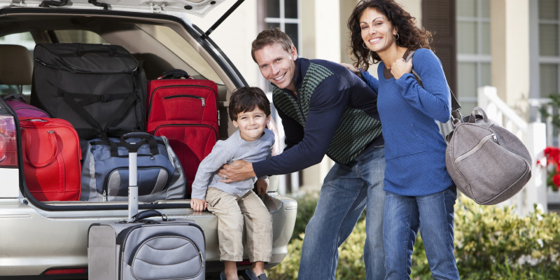 Going Away for the Holidays? Use these 4 Home Safety Tips When Traveling